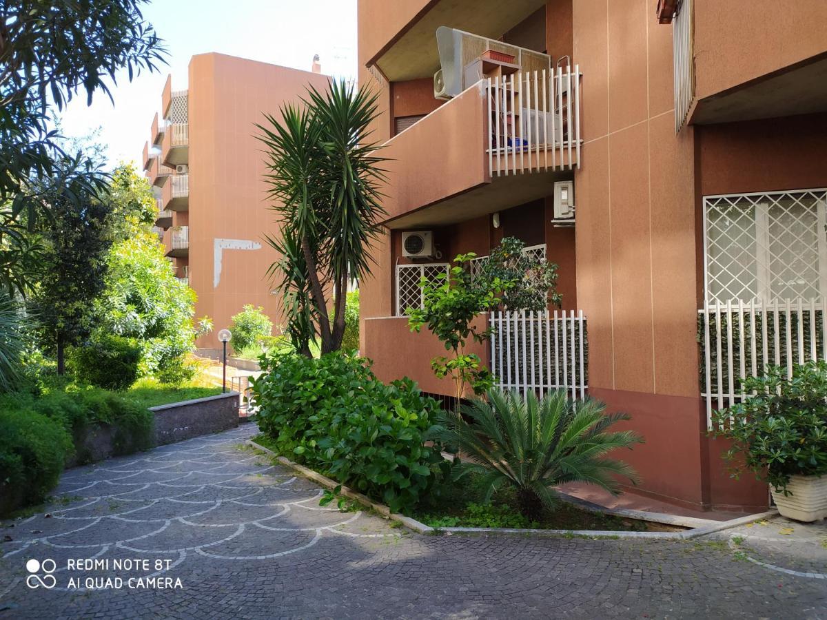 Casa Di Marco A Trastevere Рим Екстер'єр фото